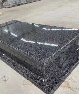 China Granite J Black Ice Tombstone/Monuments